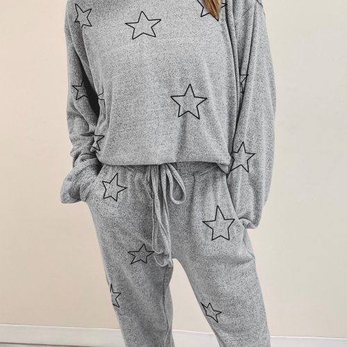 Grijze lounge set met lange mouwen, trekkoord en hoge taille, met sterrenprint.