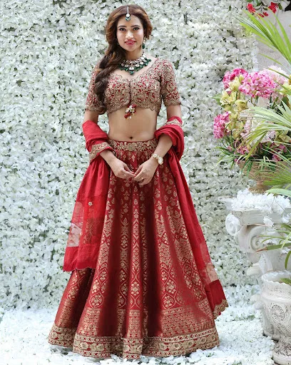 Brocade fabric guide image 4