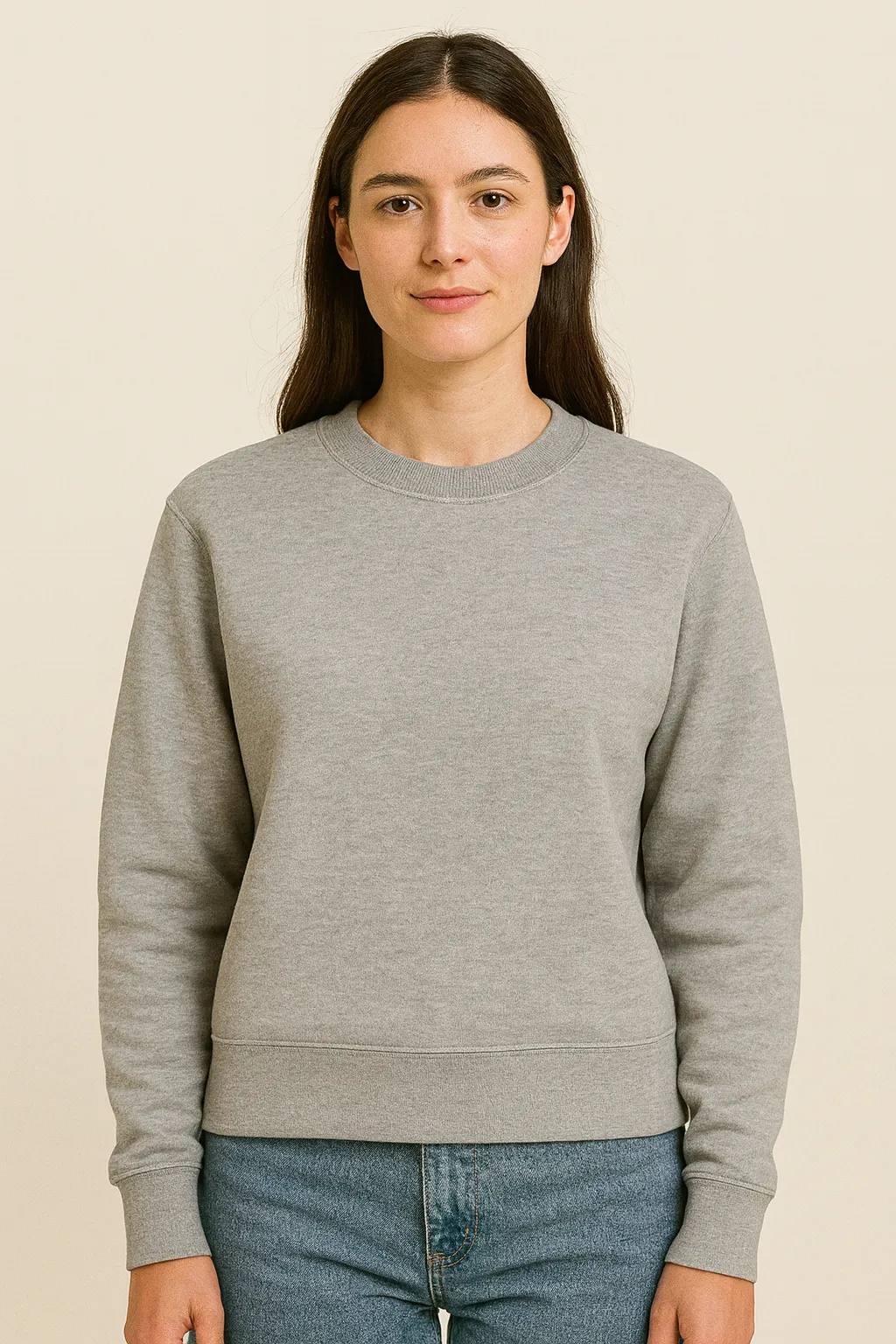 Women crewneck sweatshirt style guide 3