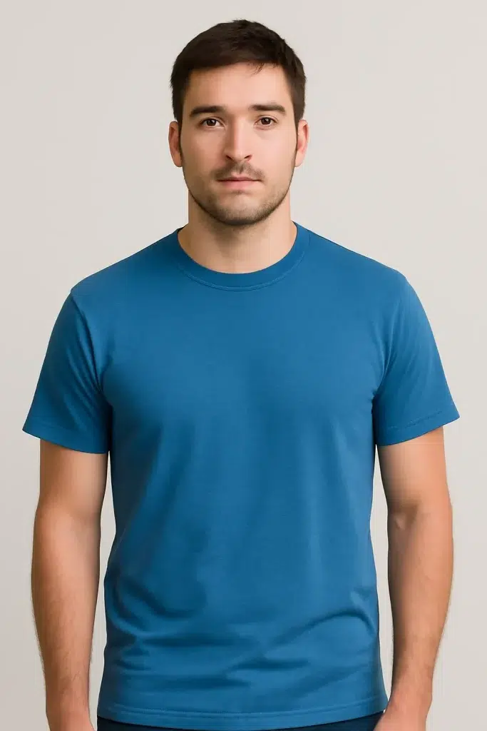 Confort clasic: Tricou cu guler rotund