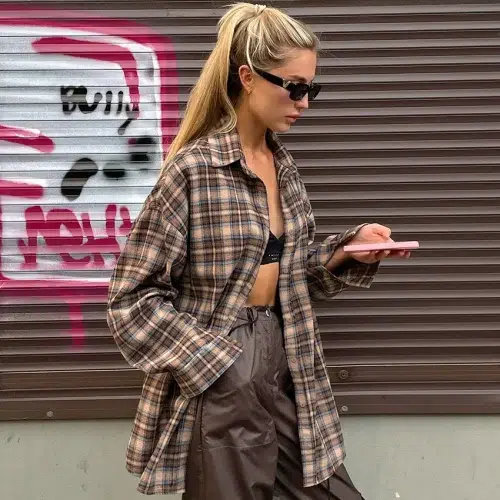 Oversized geruit overhemd voor dames – kaki geruit overhemd met knoopsluiting