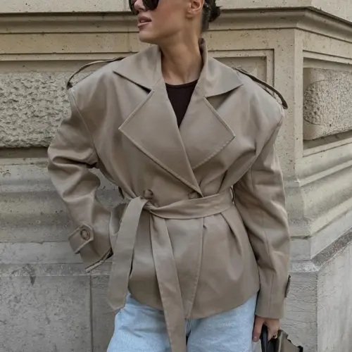 Giacca trench con cintura da donna (cappotto doppiopetto corto)