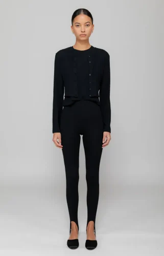 LESET_FW23_LAUREN-CROP-CARDIGAN-II_BLACK_02_720x